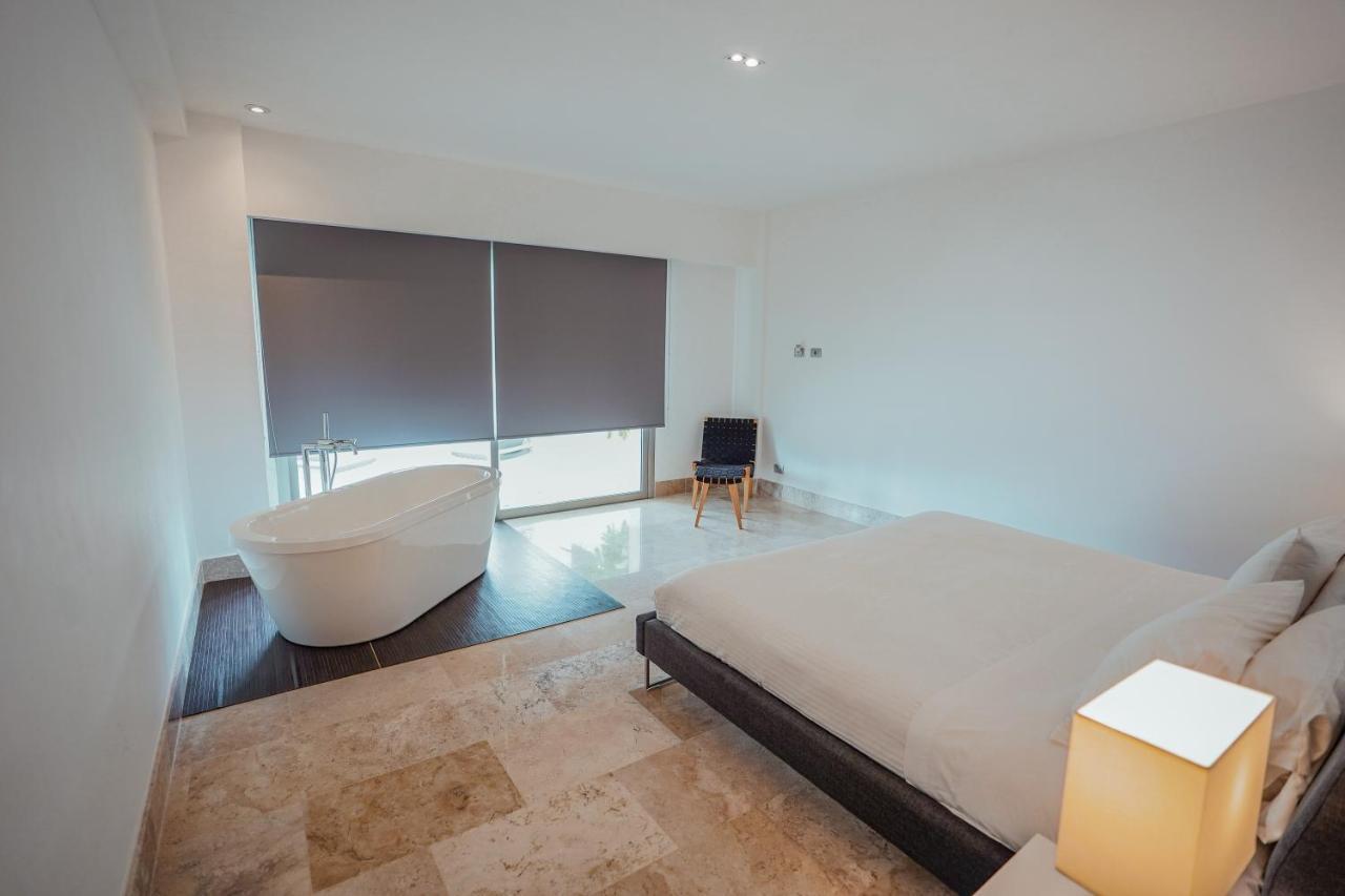 La Amada Condo With Marina View Cancún Exterior foto