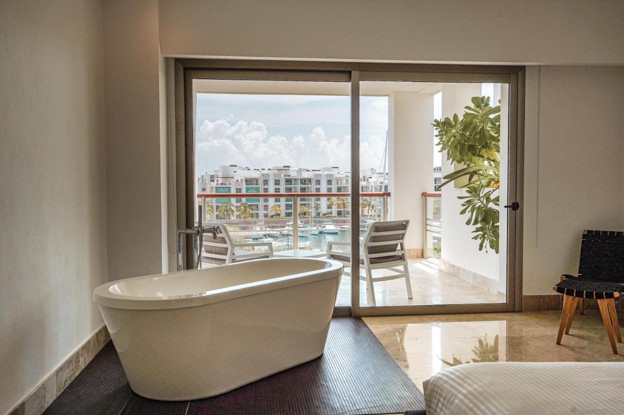 La Amada Condo With Marina View Cancún Exterior foto